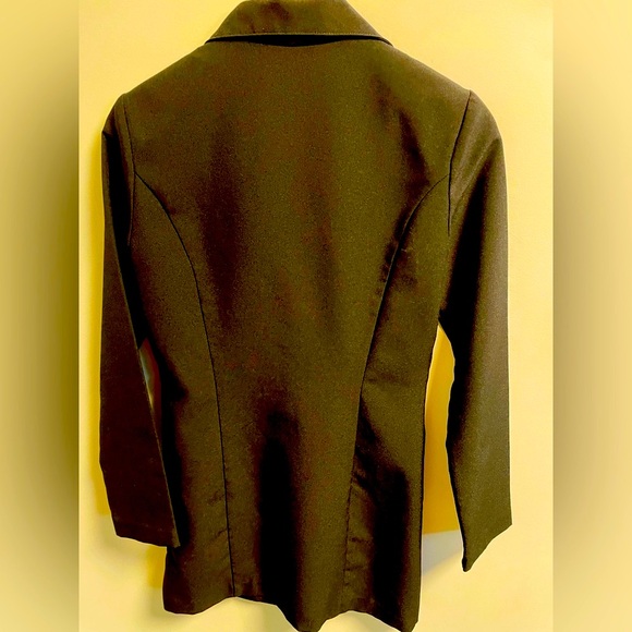 3/$20 Le Chateau Black Blazer Size 5 Jacket - Picture 7 of 9